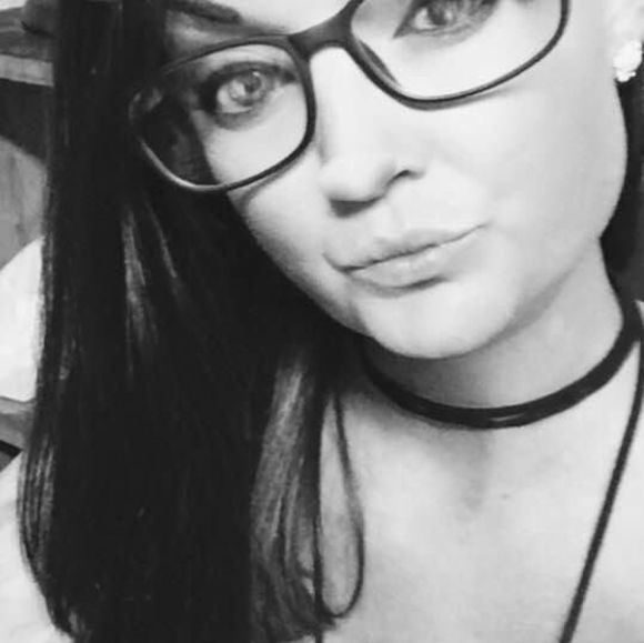 Meet the Posher Other - Meet your Posher, Laila
